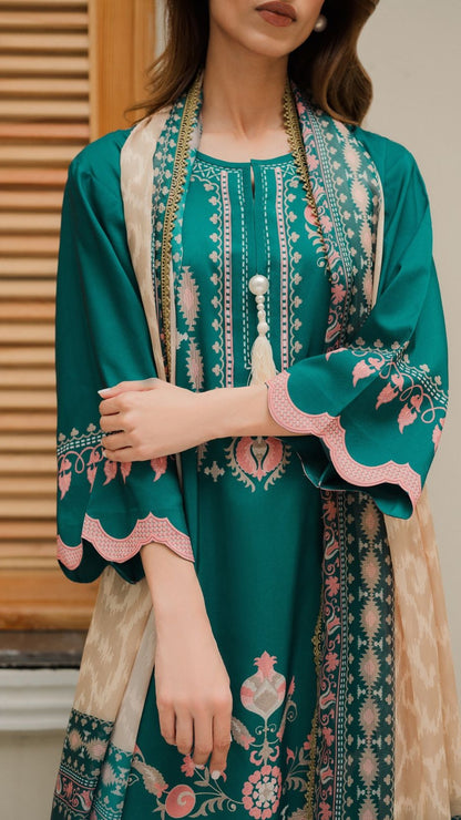 Emerald Heritage Lace Set