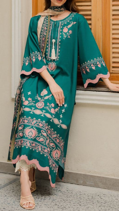Emerald Heritage Lace Set