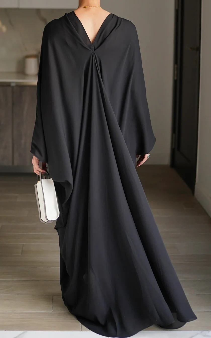 Thulma Kaftan – La Reinna