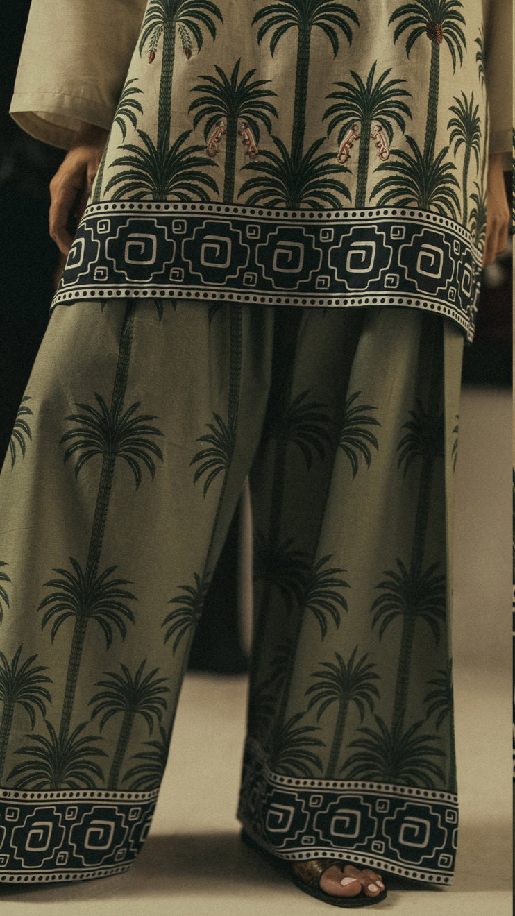 Desert Palm Linen Set